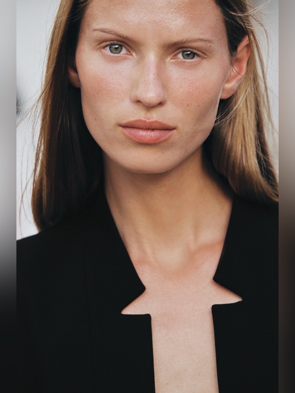 ZARA ~ Inverted Lapel Blazer - Picture 4 of 10